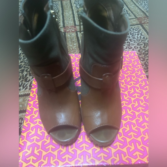 Tory Burch  high heeled open toe boots - Picture 1 of 6
